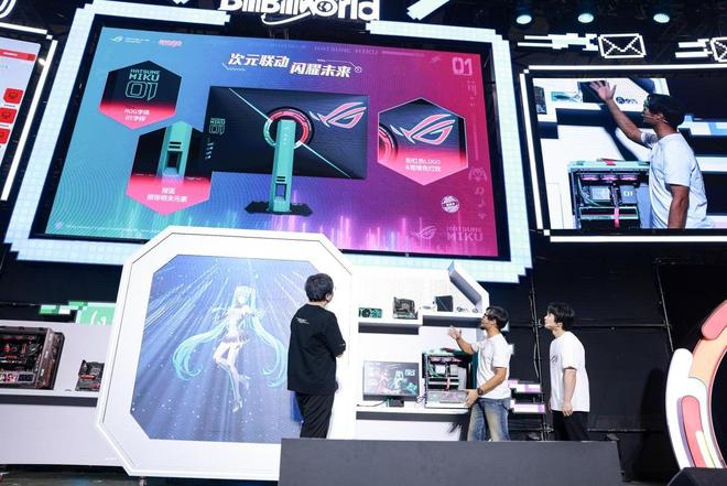 竞显示器与双模新品BW2025首秀！ROG 绝神 RO姬x初音未来版电(图3)